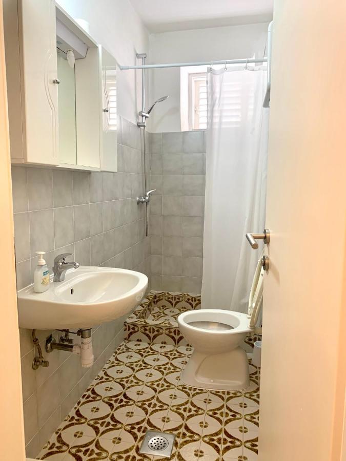 Apartments Nikola Stipisic Hvar Town Bagian luar foto